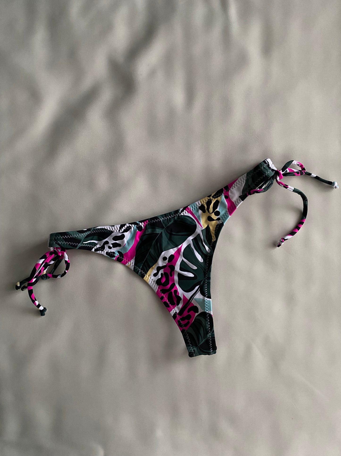 Bikinis Colaless con diseño