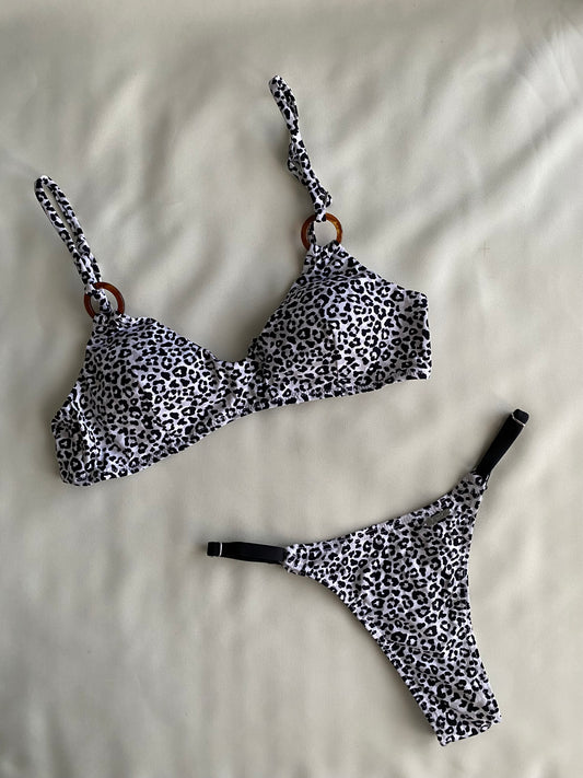 Conjunto bikini animal print
