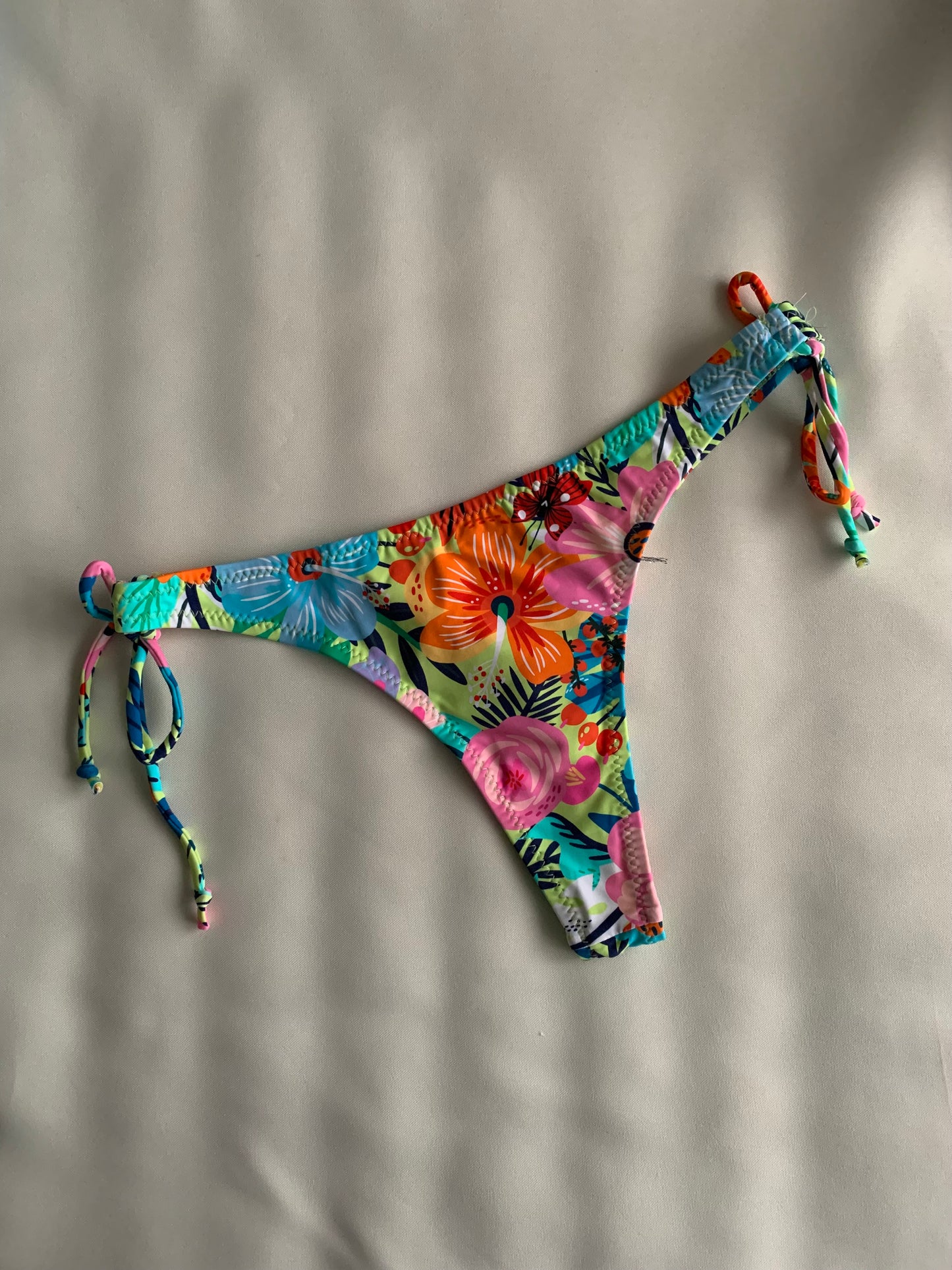 Bikinis Colaless con diseño