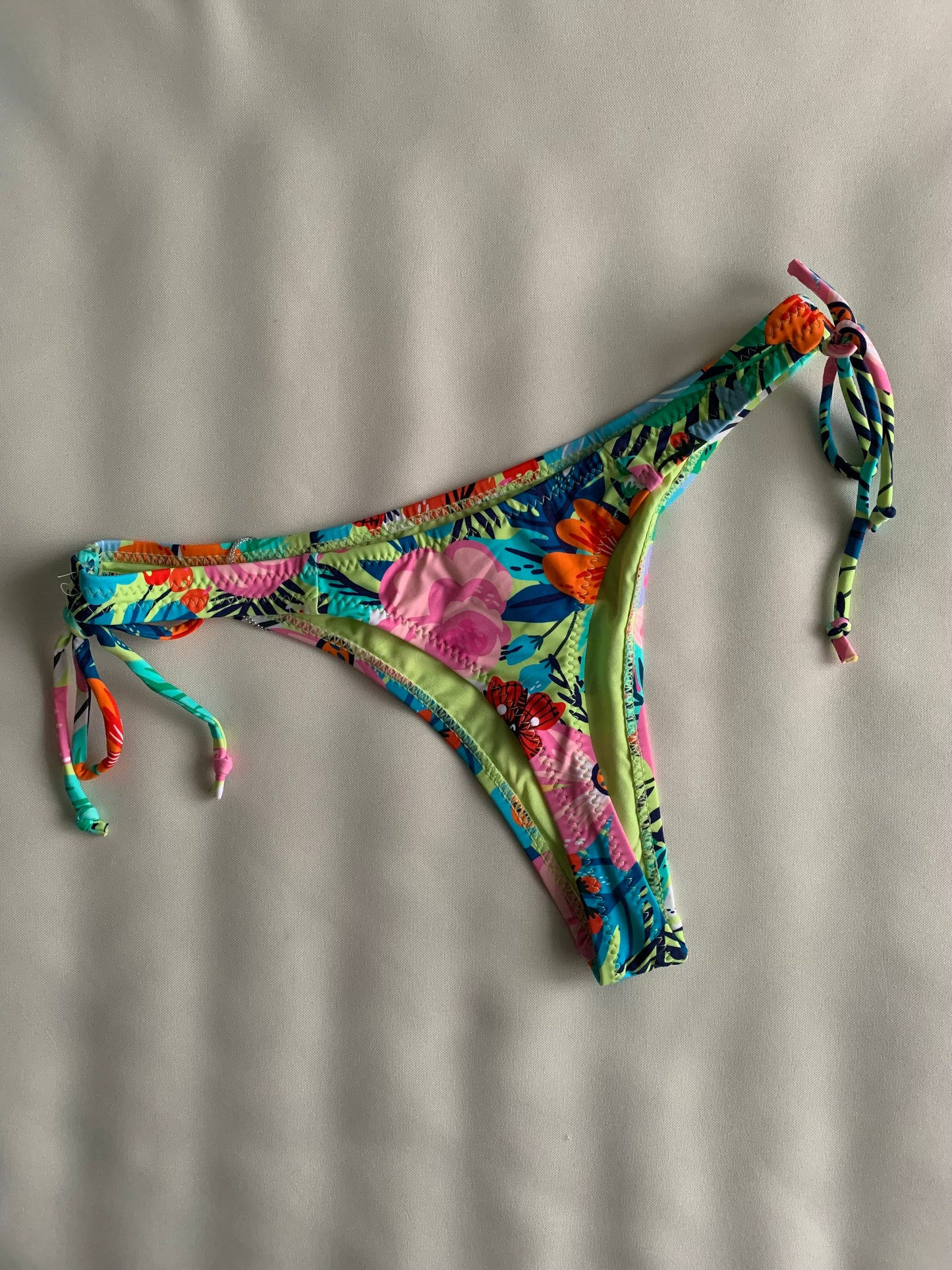 Bikinis Colaless con diseño